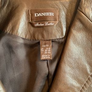 Danier Jackets & Coats - Danier Brown Leather Blazer Size XS fit Small Danier Jackets & Coats - Danier Brown Leather Blazer Size XS fit Small